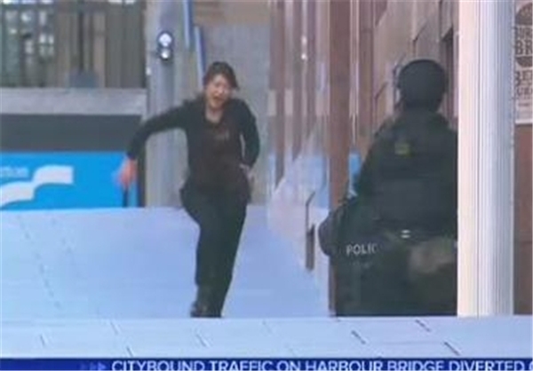 گروگان‌گیری در سیدنی با پرچم داعش +تصاویر