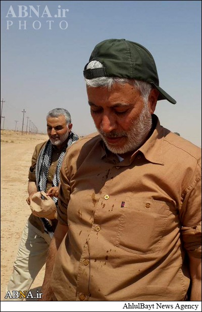 تصاویر/ وضوی سردار سلیمانی در دیالی عراق