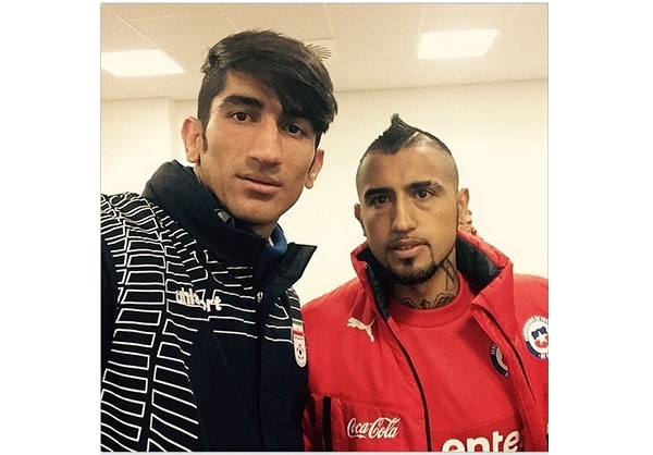 عکس یادگاری ملیپوشان با زلاتان عکس یادگاری ملیپوشان با زلاتان