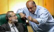 لاریجانی به قاضیپور: کتک بخورید دفاع میکنیم لاریجانی به قاضیپور: کتک بخورید دفاع میکنیم