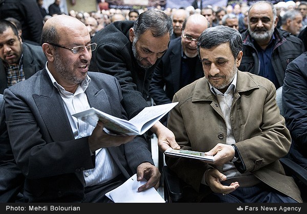 عکس/ احمدی‌نژاد درختم مرتضی صفوی