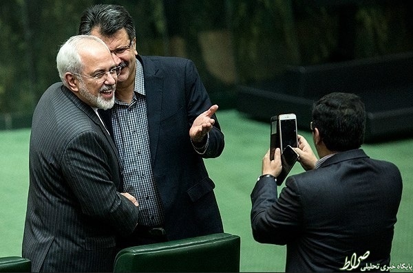 عکس یادگاری مجلسیها با ظریف عکس یادگاری مجلسیها با ظریف