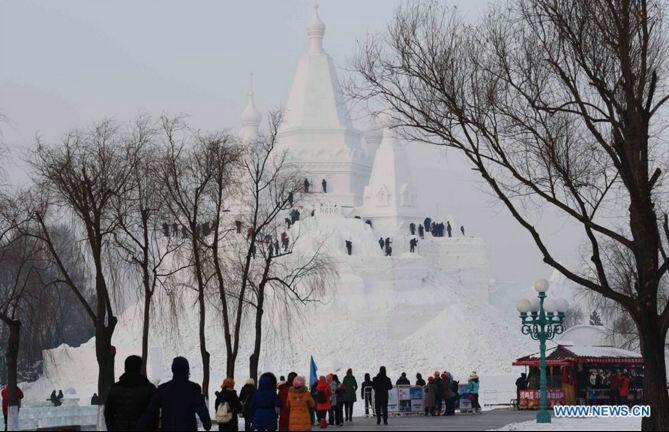 عکس/ بلندترین مجسمه برقی جهان