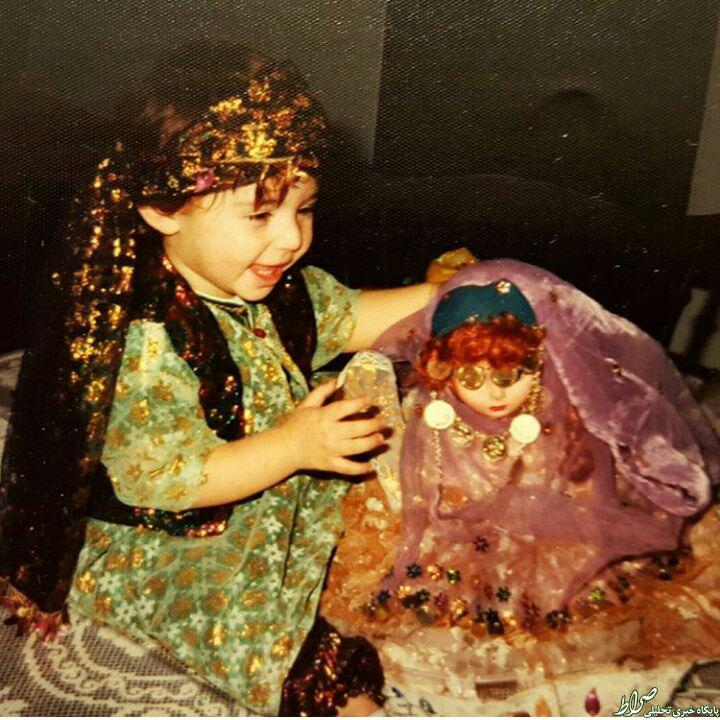 عکس/ عروسک بازی بازیگر زن!