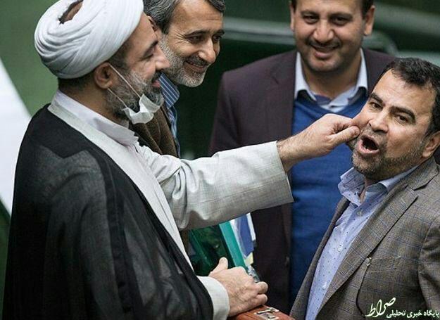 عکس/ شوخی رسایی با پیرموذن عکس/ شوخی رسایی با پیرموذن