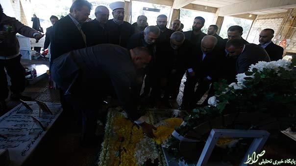 بروجردی بر سر مزار شهید قنطار حاضر شد