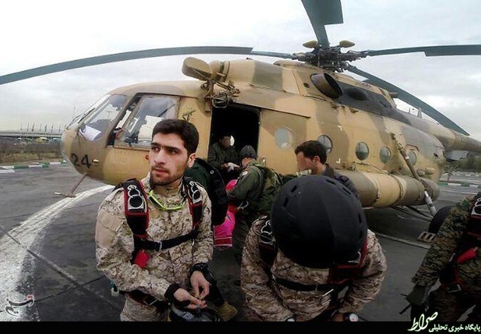 سقوط آزاد شهید مدافع حرم در ۲۲ بهمن بر فراز میدان آزادی +تصاویر سقوط آزاد شهید مدافع حرم در ۲۲ بهمن بر فراز میدان آزادی +تصاویر