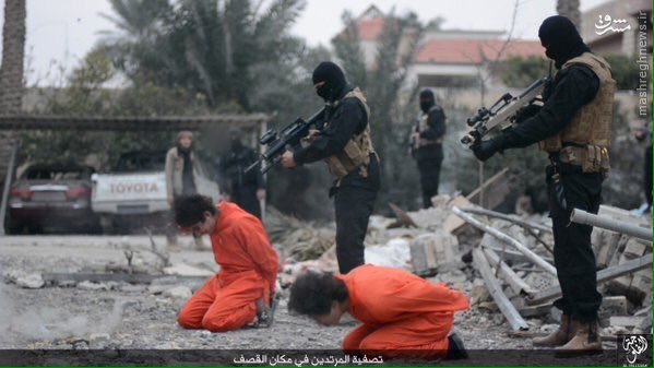 اعدام دو عراقی در فلوجه +تصاویر