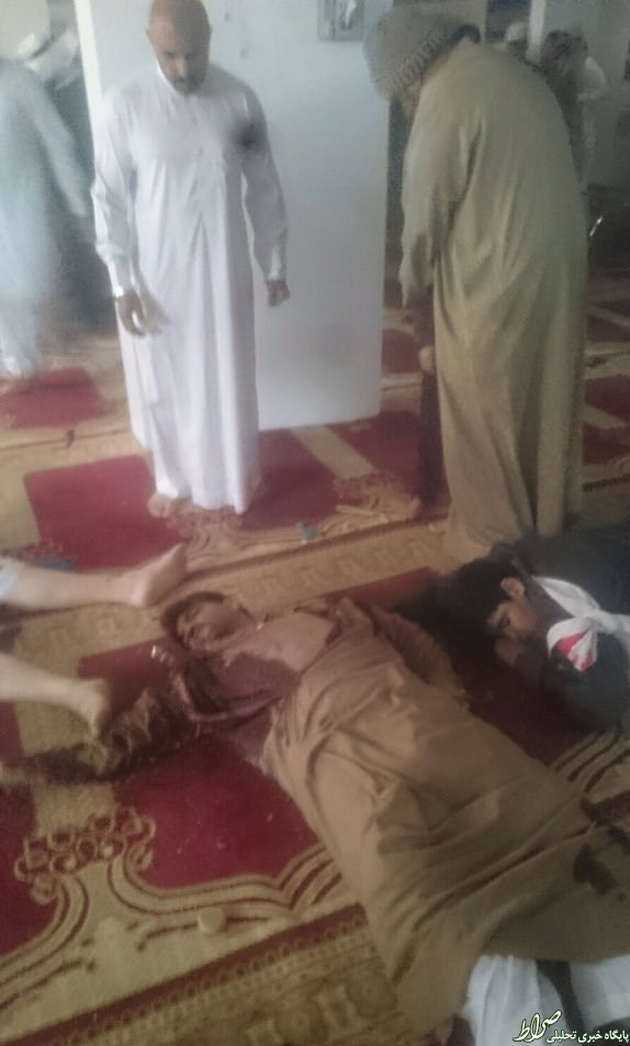 حمله تروریستی به مسجدی در شهر شیعهنشین عربستان +عکس حمله تروریستی به مسجدی در شهر شیعهنشین عربستان +عکس
