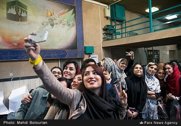 از تمسخر حدادعادل تا جشن اصلاحطلبان به جای جشن ملی! +تصاویر از تمسخر حدادعادل تا جشن اصلاحطلبان به جای جشن ملی! +تصاویر