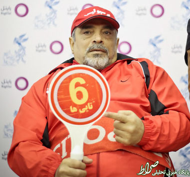 عاشقی که در هیاهوی 70 هزار نفری گم شد عاشقی که در هیاهوی 70 هزار نفری گم شد