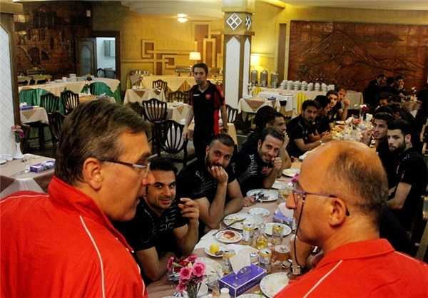 رونمایی از خوشبوکننده پرسپولیس +عکس رونمایی از خوشبوکننده پرسپولیس +عکس