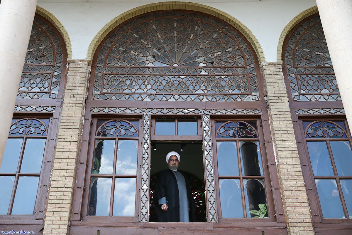 ژستهای جدید روحانی در موزه از راه رسید!/ دلیل اصرار ژستهای جدید روحانی در موزه از راه رسید!/ دلیل اصرار
