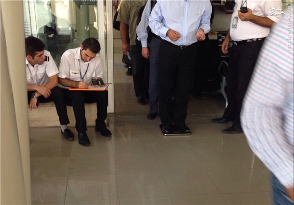 عکس/ وزنکشی مسافران یک ایرلاین ایرانی عکس/ وزنکشی مسافران یک ایرلاین ایرانی