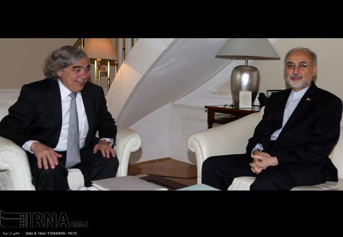 عکس/ عیادت مونیز از صالحی