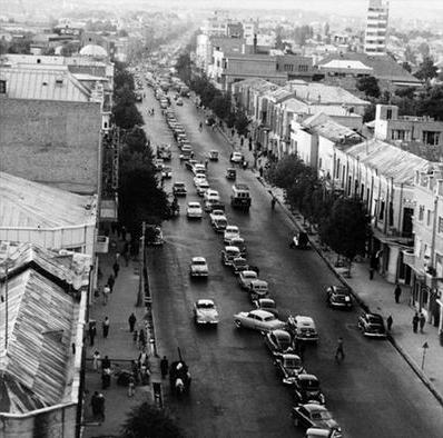 عکس/قانون عجیب راهنمایی و رانندگی در ایران