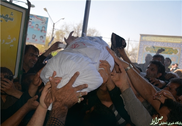 تشییع پیکر شهید غواص در دزفول +تصاویر تشییع پیکر شهید غواص در دزفول +تصاویر