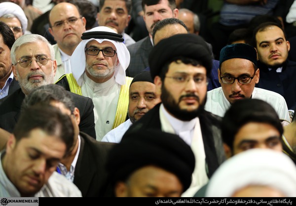 عکس/ شعرخوانی مداح قطری در بیت رهبری عکس/ شعرخوانی مداح قطری در بیت رهبری