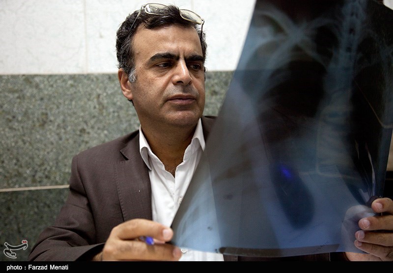 عکس/ رکورد دار بیشترین عمل جراحی قلب