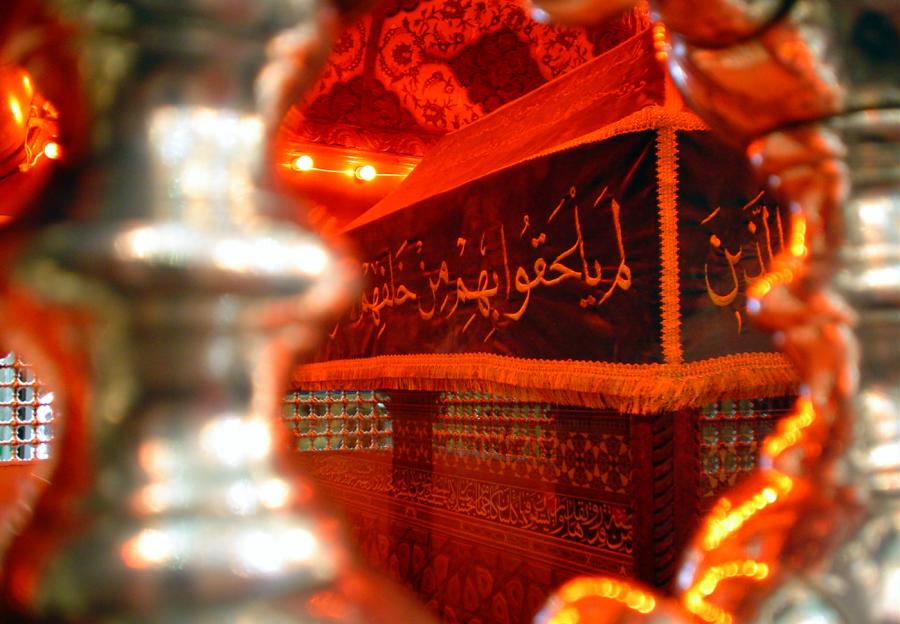 ضریح امام حسین (ع) از داخل+عکس