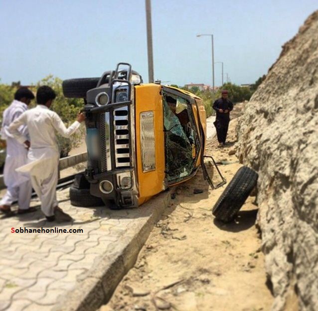 عکس/ چپ شدن هامر آمریکایی در چابهار