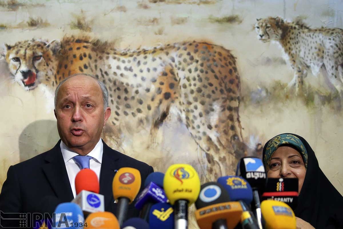 عکس ابتکار و فابیوس با پلنگ ایرانی