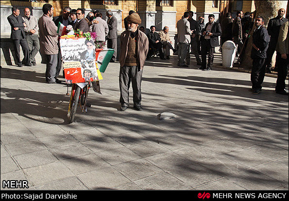 ماجرای آقا و خانم «راهپیمایی» +تصاویر