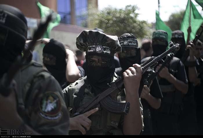 عکس/ رژه گردان قسام در غزه