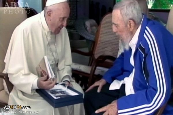 عکس/ دیدار پاپ با «فیدل کاسترو»
