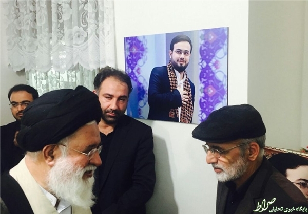علمالهدی در منزل مرحوم حاجیحسنی +تصاویر علمالهدی در منزل مرحوم حاجیحسنی +تصاویر