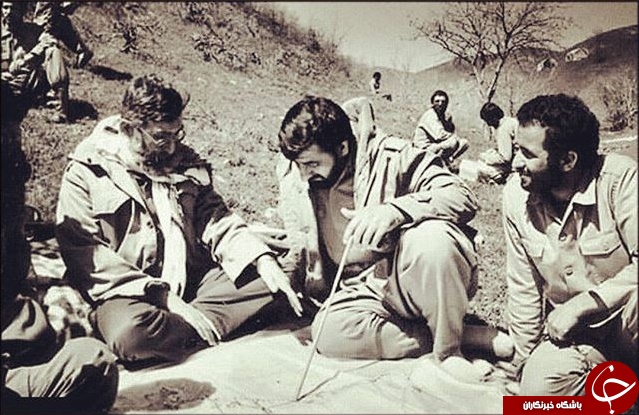 عکسی دیده نشده از رهبری در دوران دفاع مقدس عکسی دیده نشده از رهبری در دوران دفاع مقدس