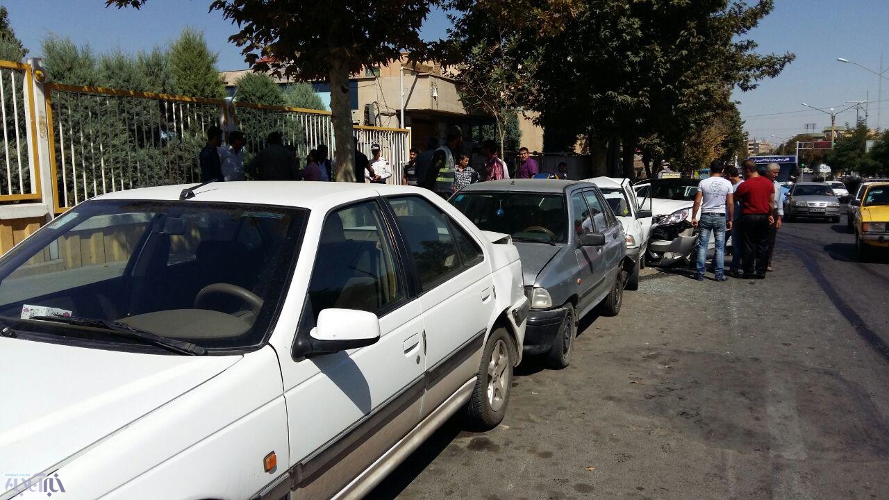 تصاویر/ تصادف 6 خودرو در ارومیه