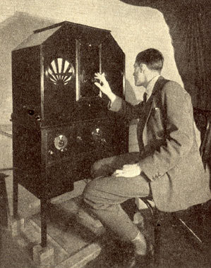 عکس/ اولین تلویزیون جهان