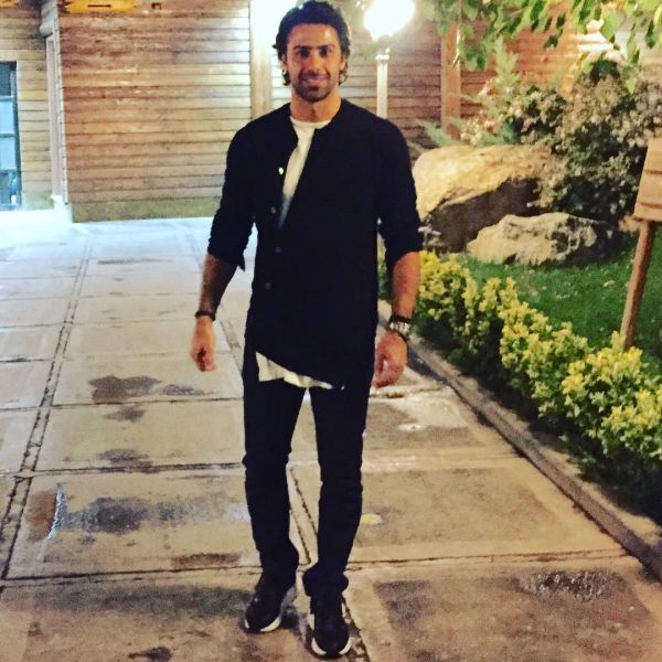 عکس/ تیپ جدید فرهاد مجیدی