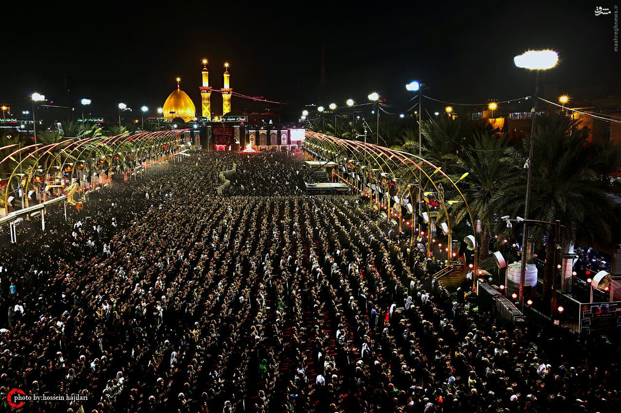عکس/ نماز شب عاشورا در بین الحرمین عکس/ نماز شب عاشورا در بین الحرمین
