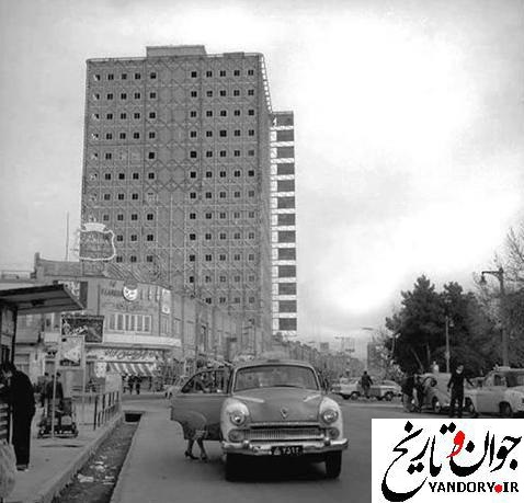 عکس/ چهار راه استانبول دهه چهل