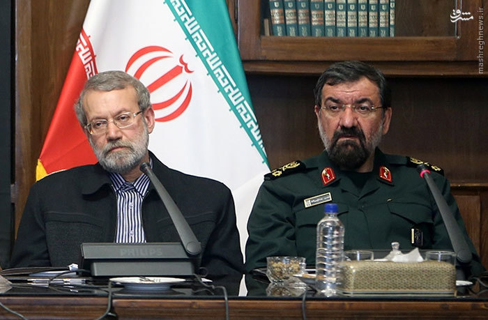 عکس/ رضایی با لباس سپاه در جلسه مجمع عکس/ رضایی با لباس سپاه در جلسه مجمع