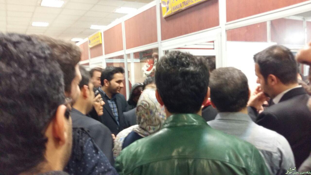 تاخیر 19 ساعته پرواز مشهد تهران و تنش در فرودگاه + عکس