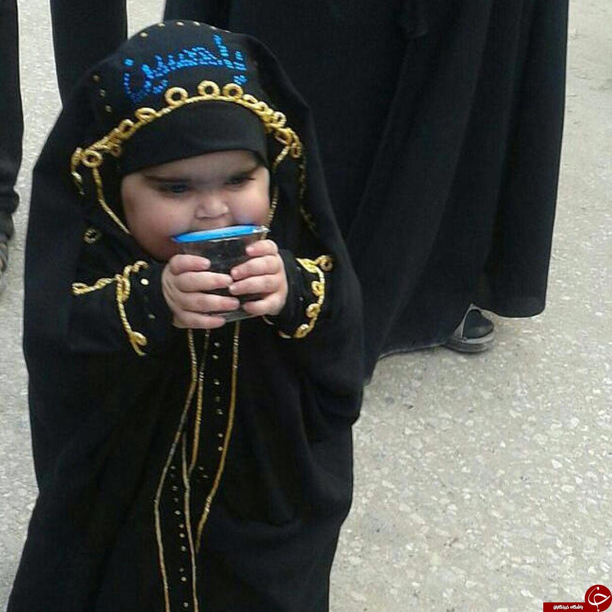 عکس/ زائر بانمک پیادهروی اربعین عکس/ زائر بانمک پیادهروی اربعین