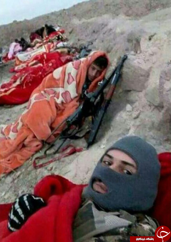 عکس/ نبرد مدافعین حرم در سرما