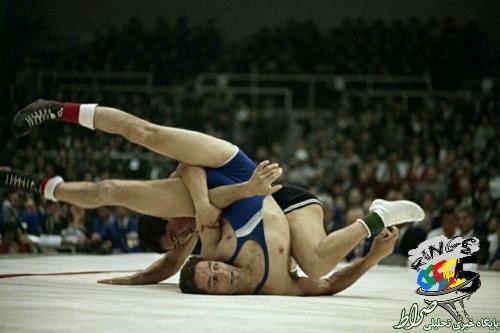 عکس/ خاک شدن عجیب یک کشتی گیر عکس/ خاک شدن عجیب یک کشتی گیر