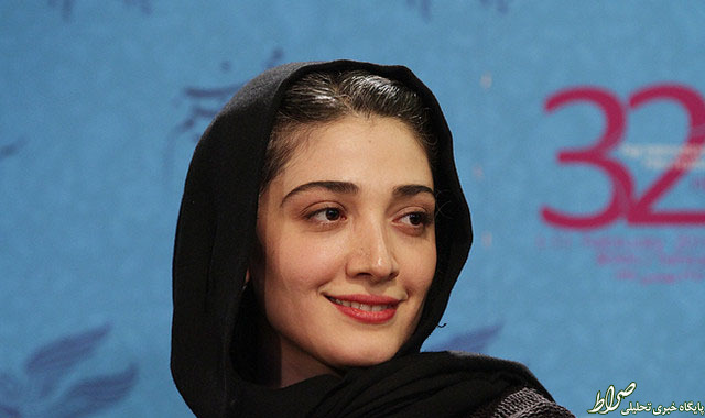 ستارههای سينما در صف سی و چهارمين جشنواره فجر+تصاویر ستارههای سينما در صف سی و چهارمين جشنواره فجر+تصاویر