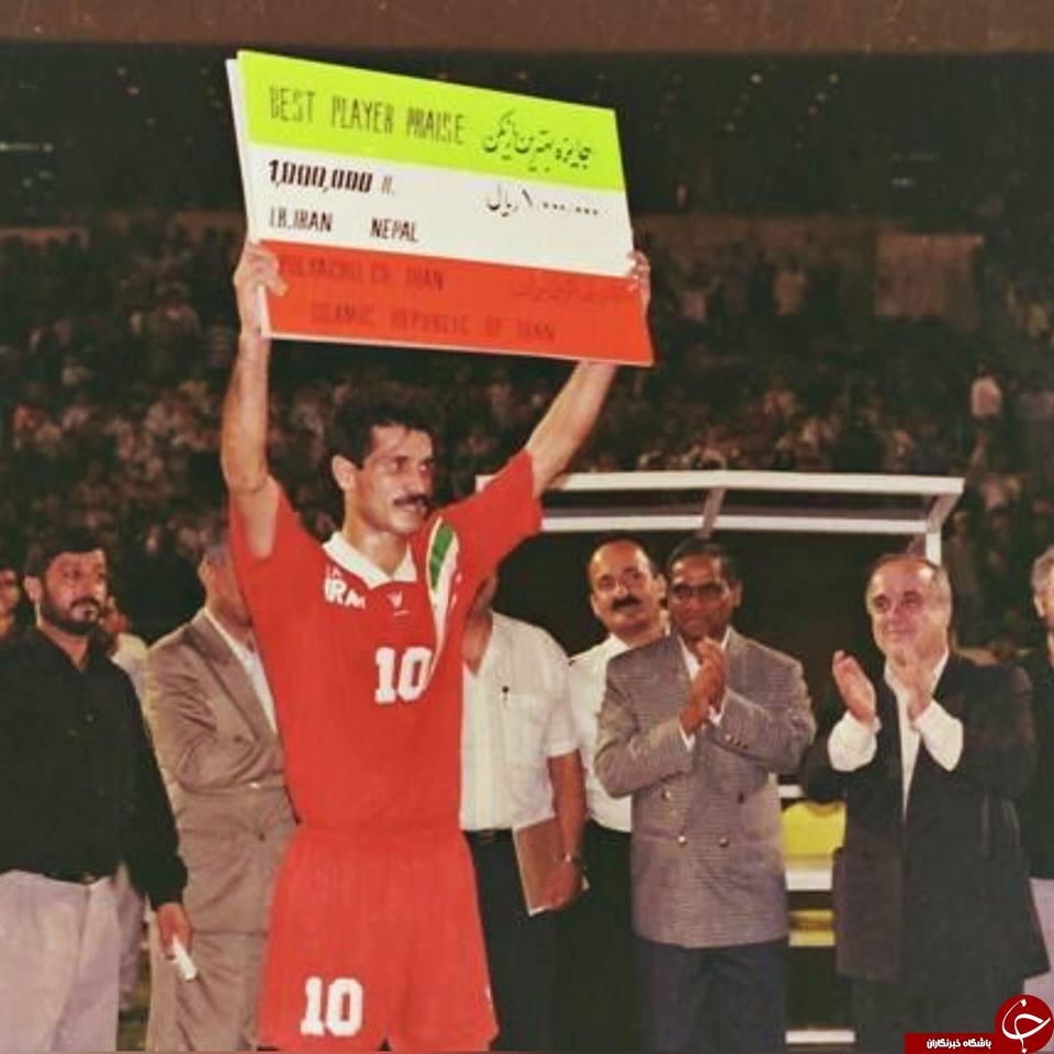 عکس/ جایزه دایی برای زدن 4 گل به نپال