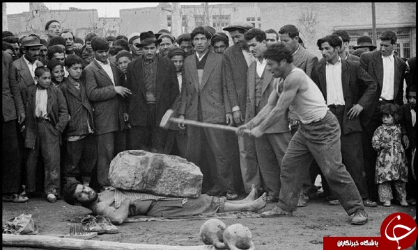 عکس/ معرکه گیری در زمان قاجار