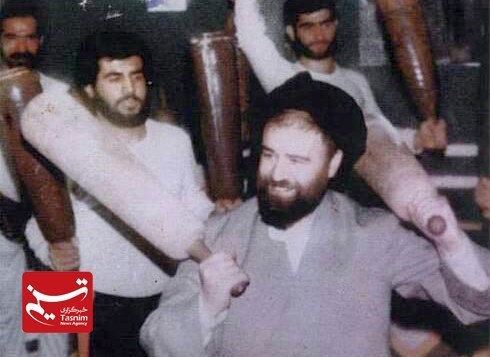 عکس/سید احمد خمینی در حال ورزش عکس/سید احمد خمینی در حال ورزش