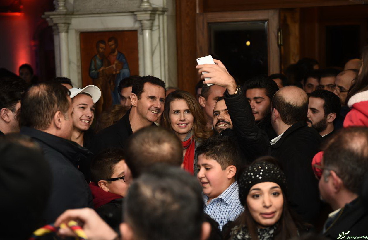 عکس/ سلفی با بشار اسد و همسرش