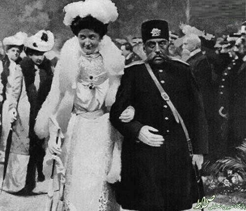 عکس/مظفرالدین‌شاه وملکه‌انگلیس دریک‌قاب