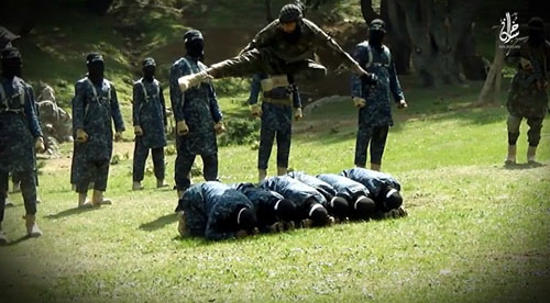 فارغ التحصیلان آکادمی نظامی داعش+ تصاویر فارغ التحصیلان آکادمی نظامی داعش+ تصاویر
