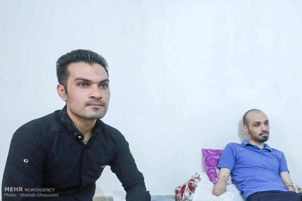 روایت زندگی یک کارگر بدون دست و پا +تصاویر