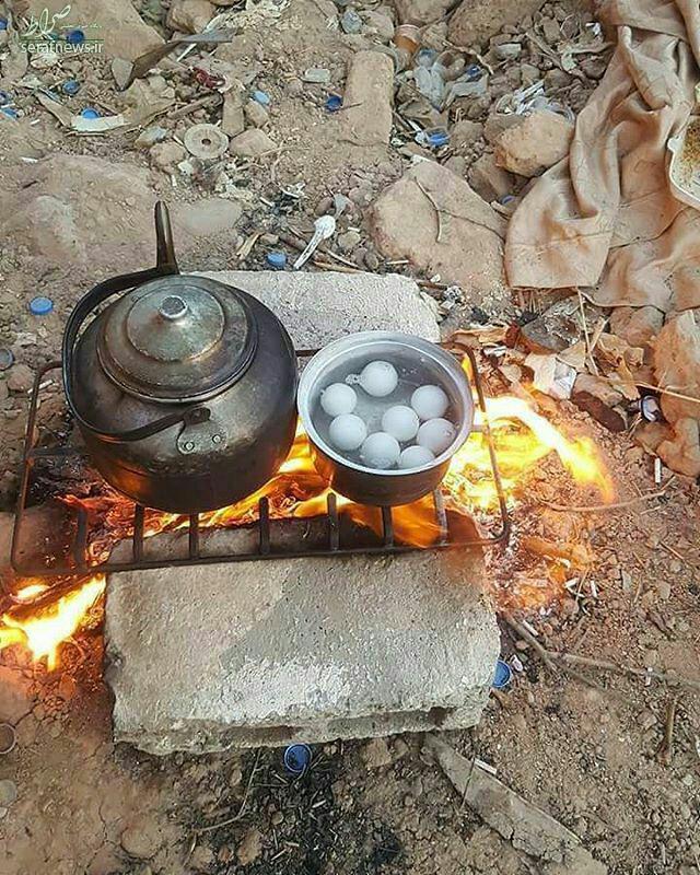 عکس/ غذای رزمندگان عراقی در جبهه موصل عکس/ غذای رزمندگان عراقی در جبهه موصل